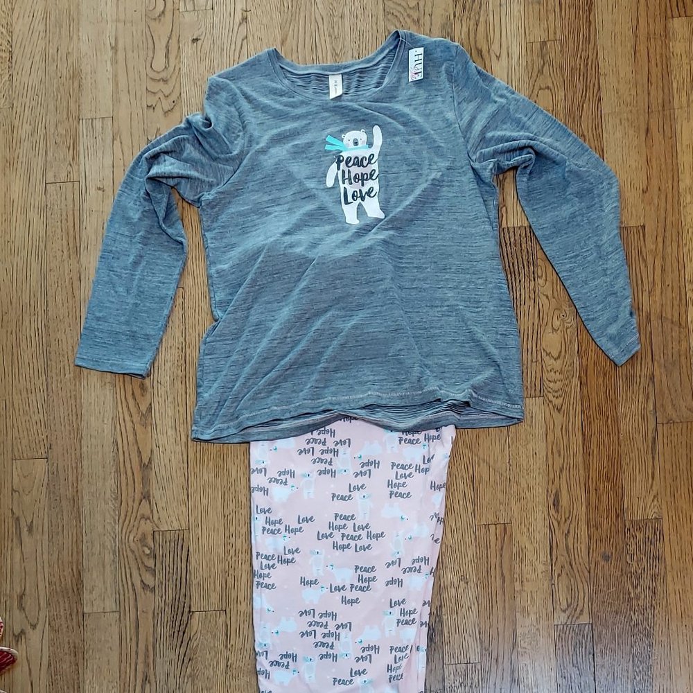 Hue PJs NWT XL